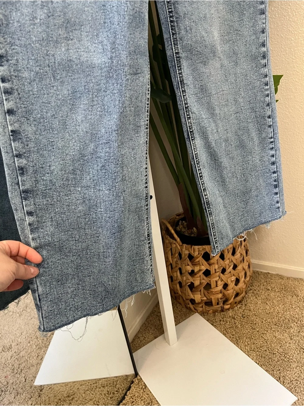 🖤 Acid Wash Cropped Straight Leg Jeans size 6/28 - Picture 6 of 6